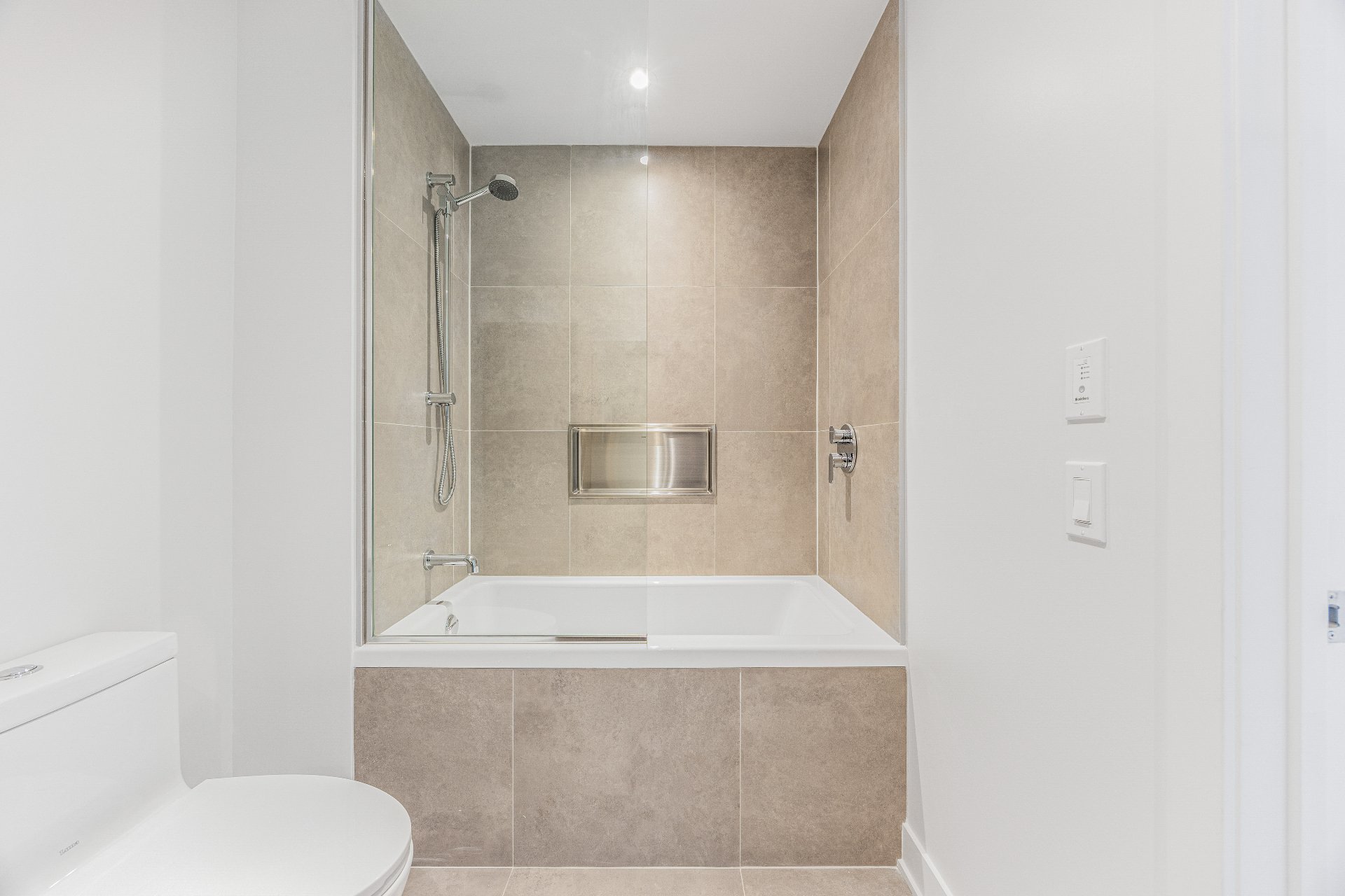 399 Rue De La Rotonde 608 Property Photo 34
