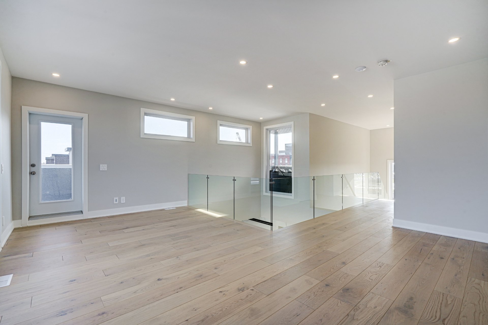 92 Rue D'émeraude Property Photo 29