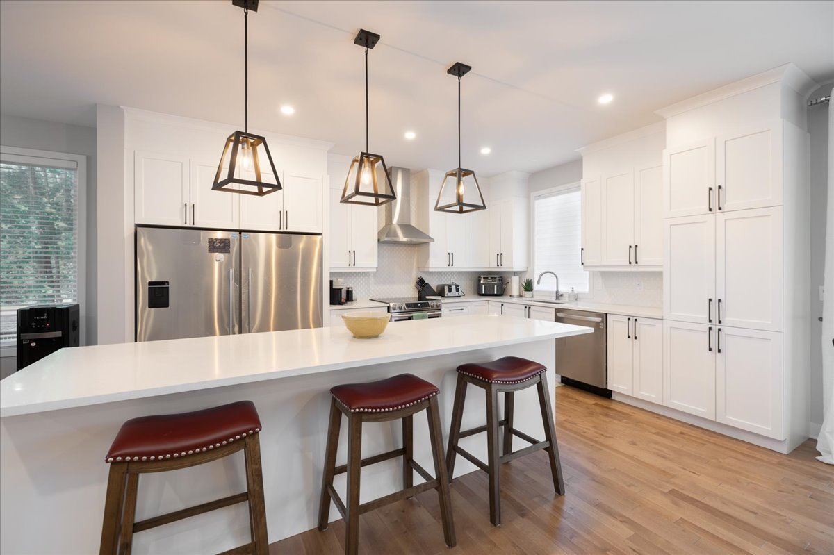 38 142e Avenue Property Photo 9