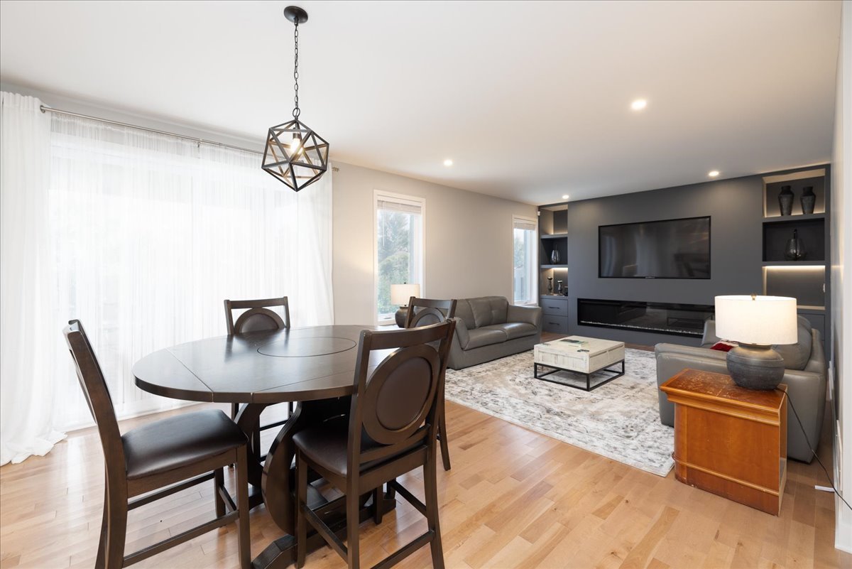 38 142e Avenue Property Photo 11