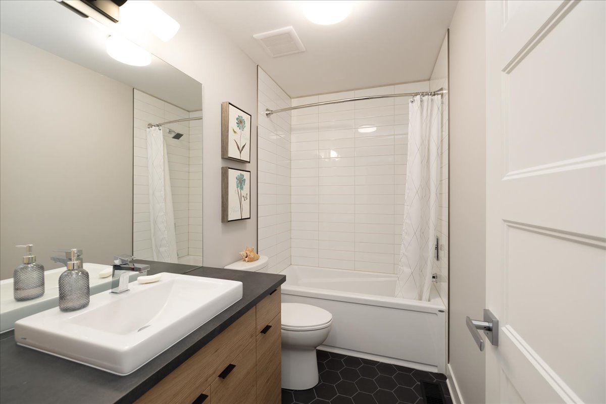 38 142e Avenue Property Photo 23