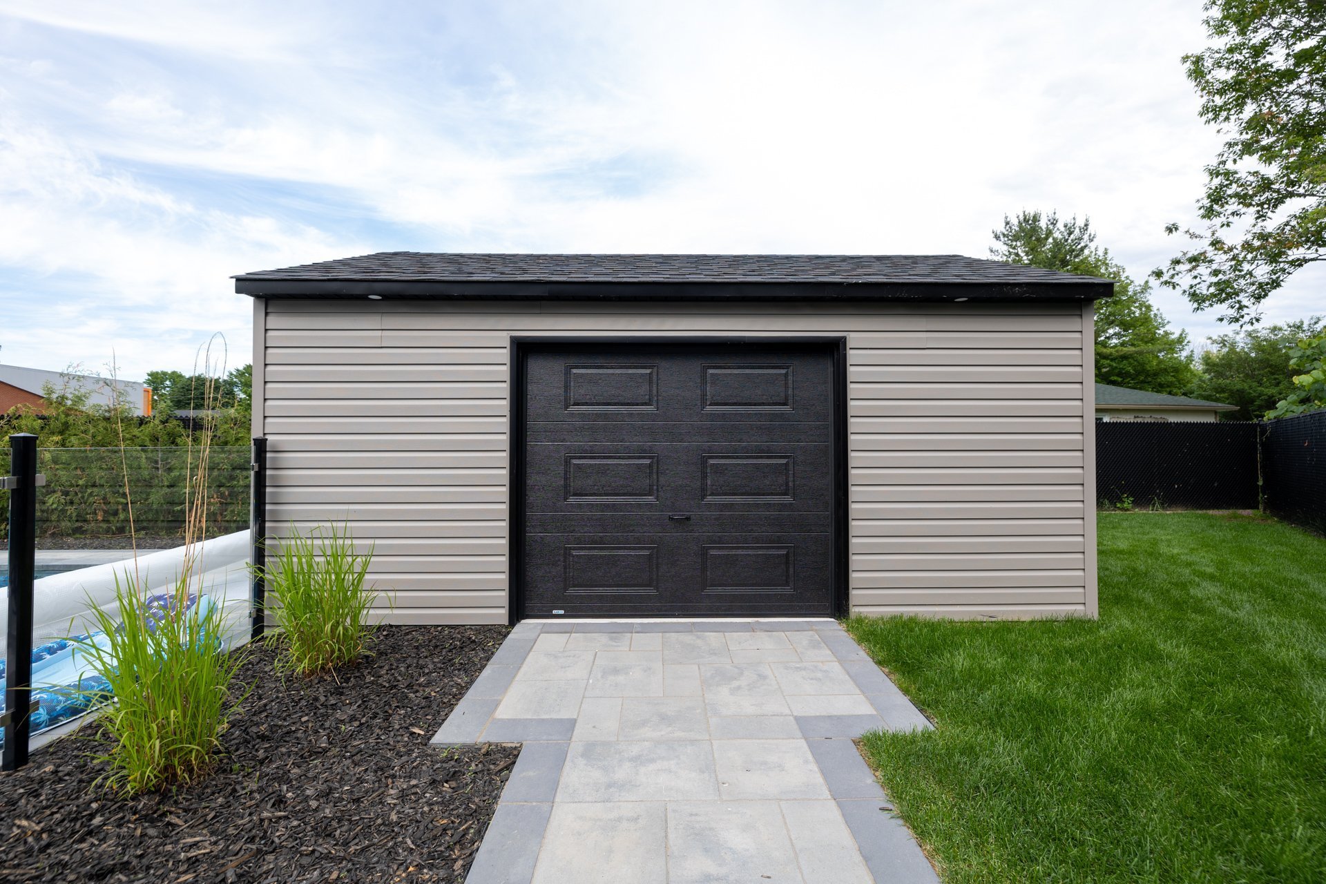 38 142e Avenue Property Photo 32