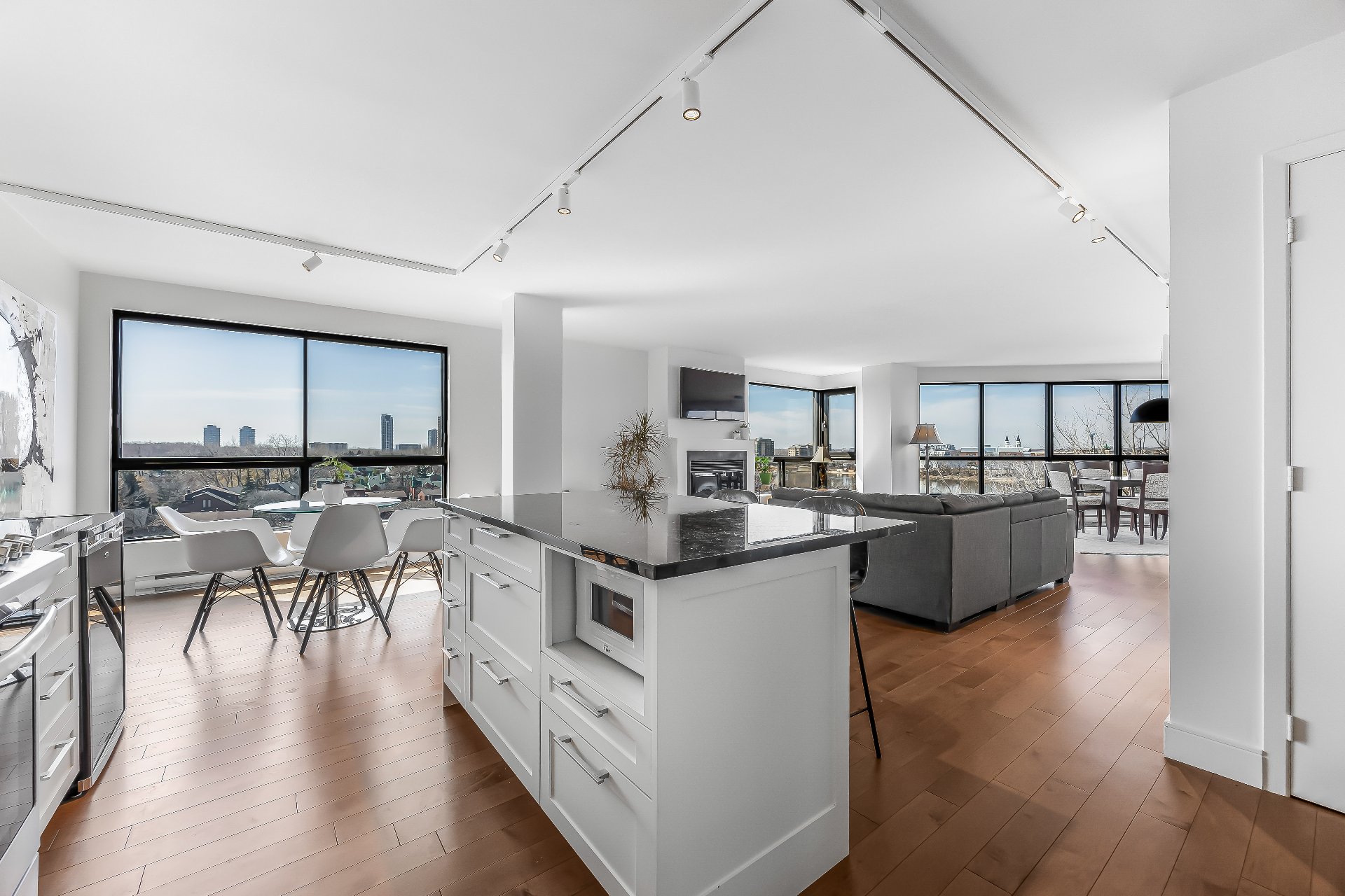175 Rue William-Paul 904 Property Image