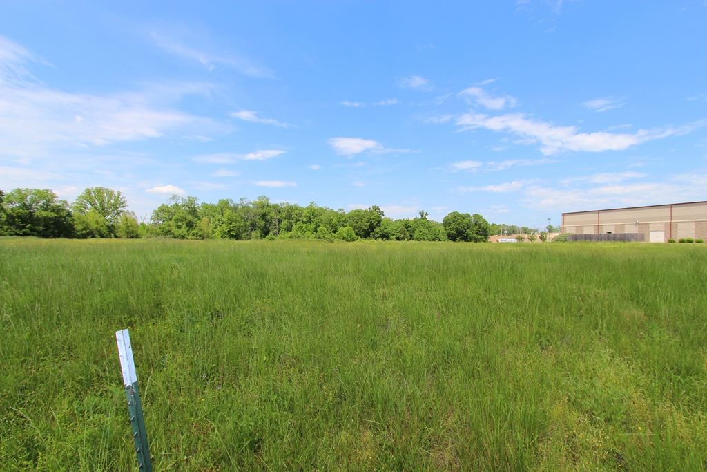 4040 Dave Ward Drive Property Photo 3