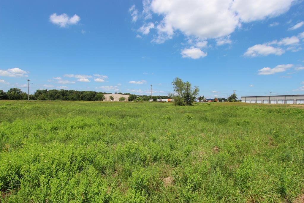 4025 Dave Ward Drive Property Photo 12