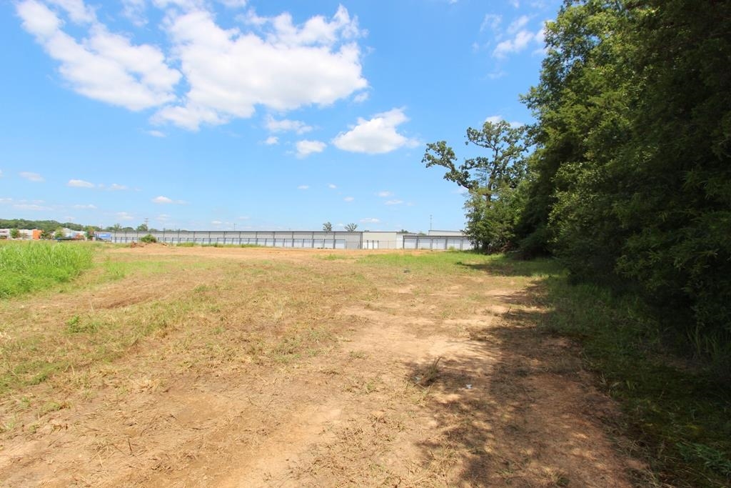 4025 Dave Ward Drive Property Photo 18