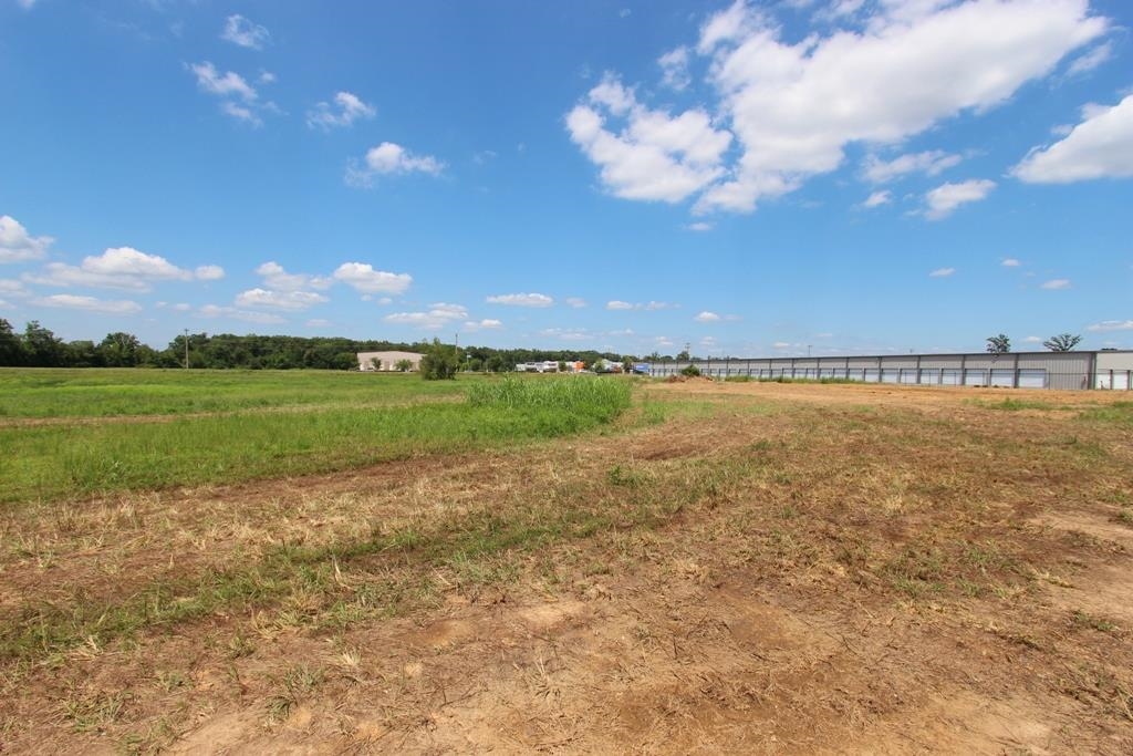 4025 Dave Ward Drive Property Photo 20