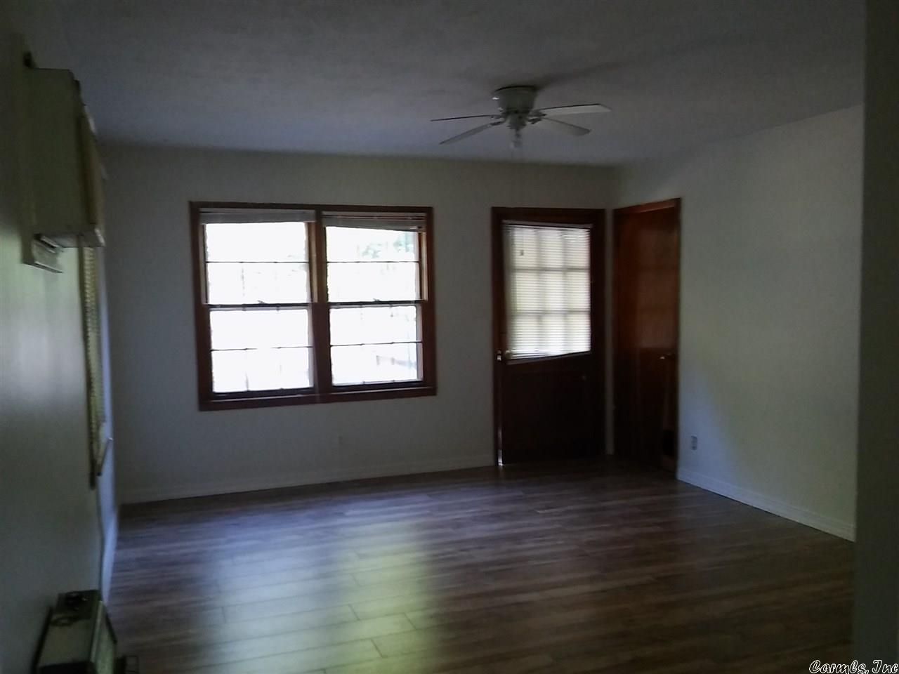 13 Duroc Property Photo 5