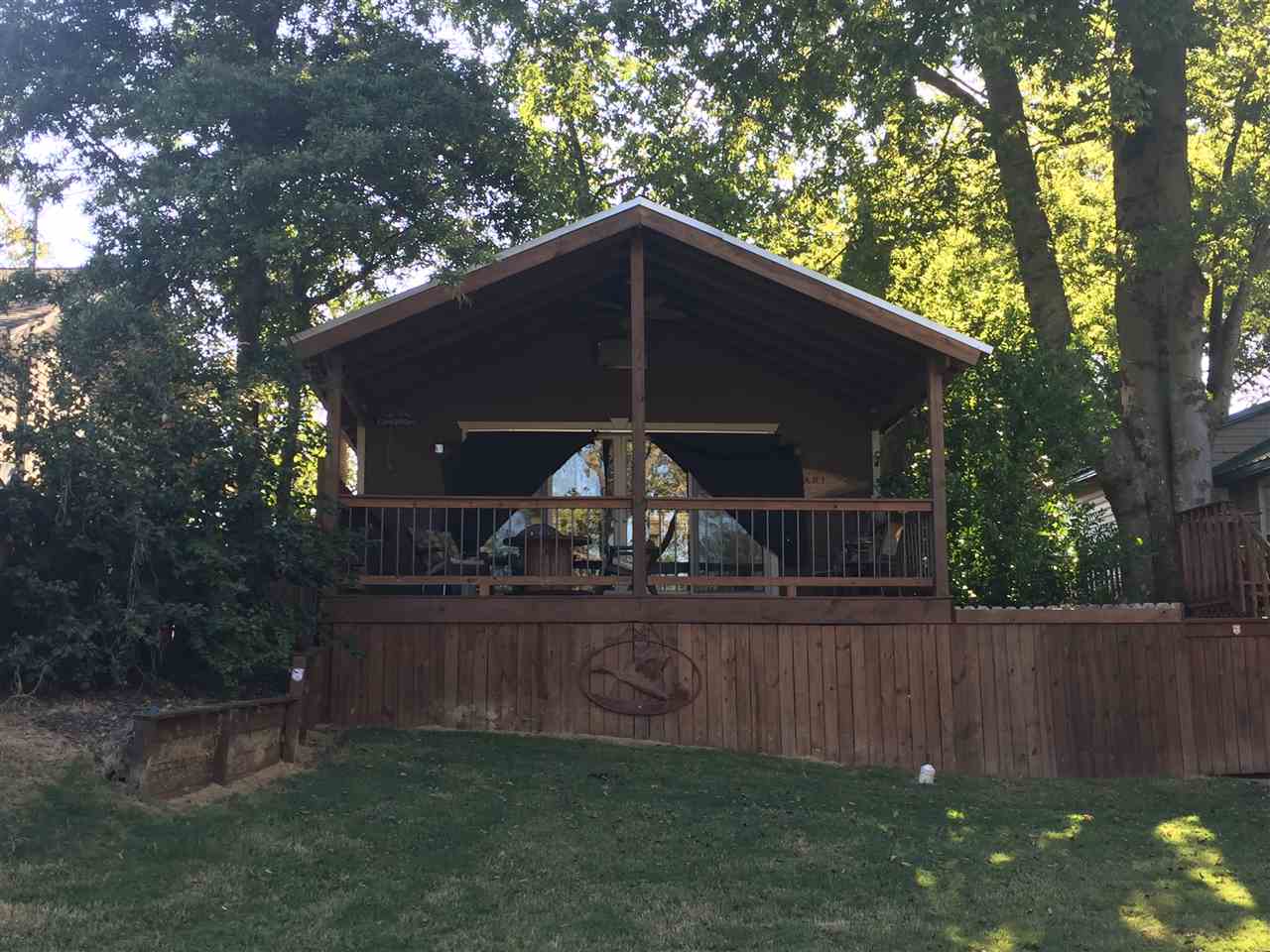217 S Front Property Photo 9