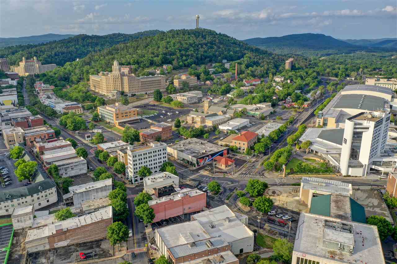 225 Malvern Avenue Property Photo 25
