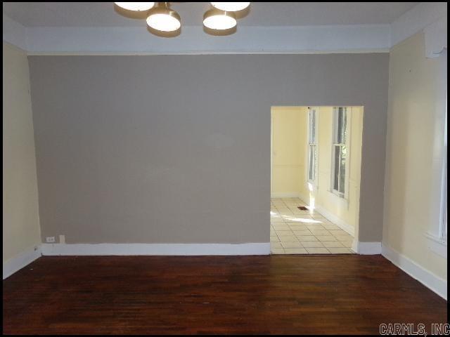 1800 W Short 17th Street Property Photo 4