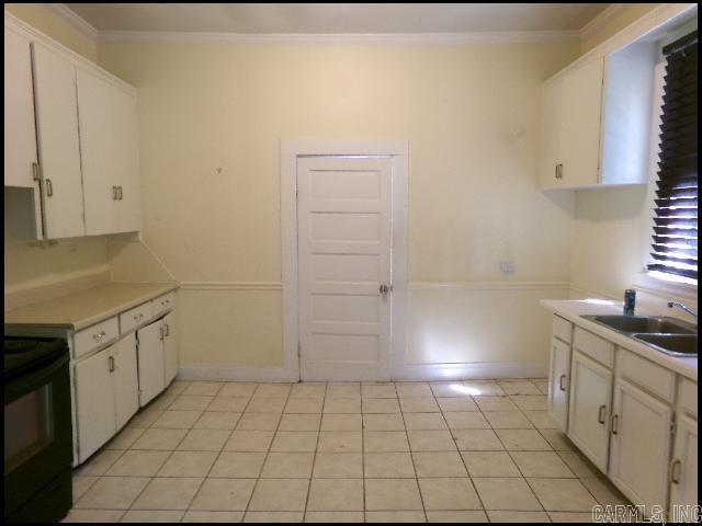 1800 W Short 17th Street Property Photo 7