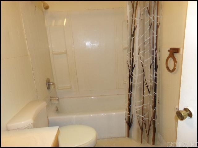 1800 W Short 17th Street Property Photo 16