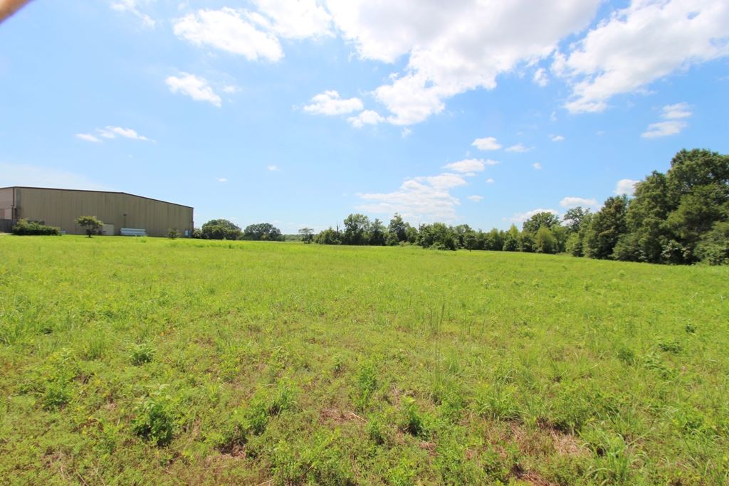 4050 Dave Ward Drive Property Photo 15