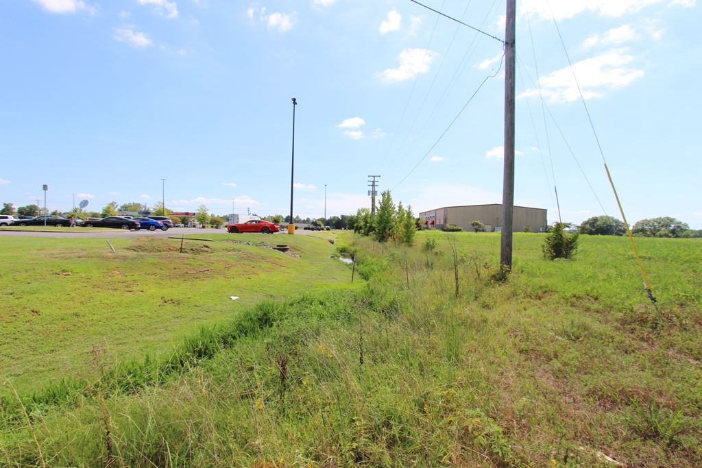 4050 Dave Ward Drive Property Photo 18