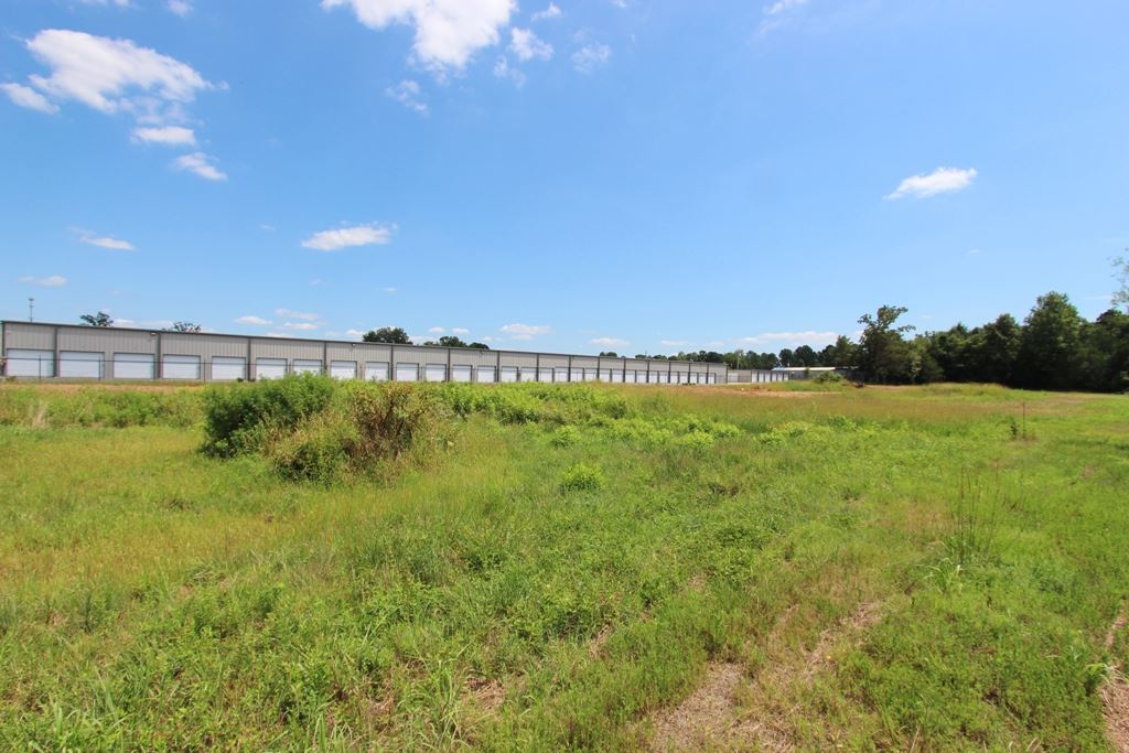 4035 Dave Ward Drive Property Photo 4