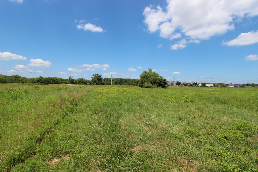 4035 Dave Ward Drive Property Photo 19
