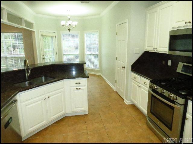11 Red Cedar Cove Property Photo 8