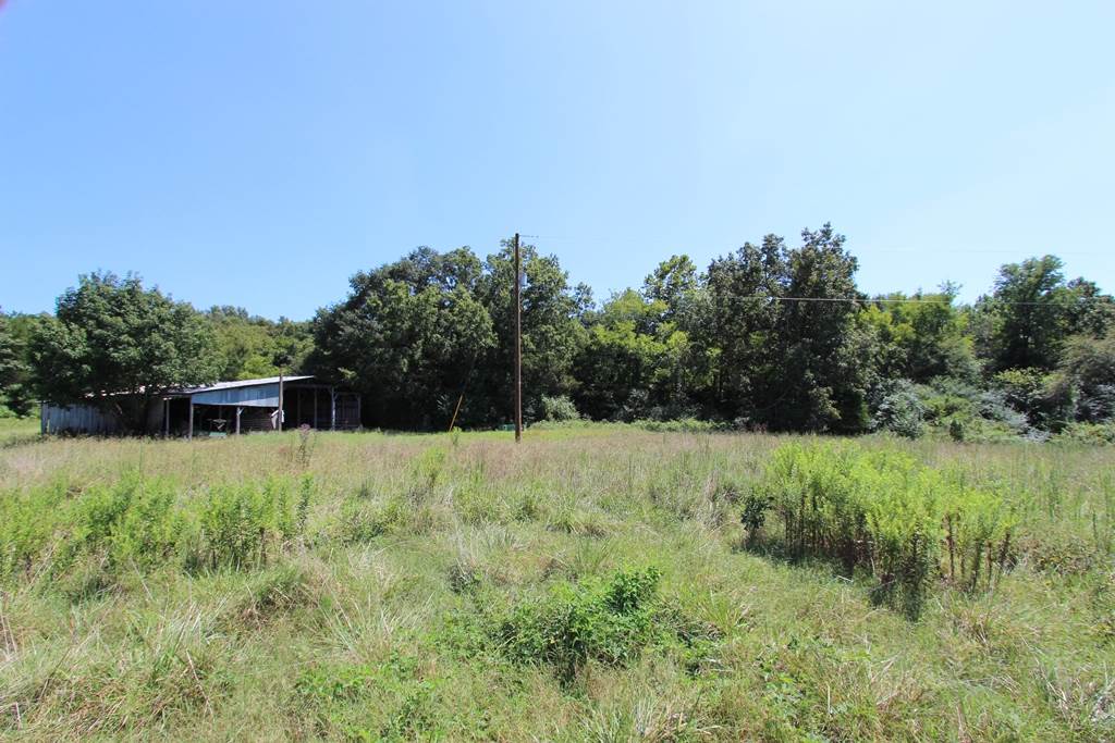 960 Doy B Road Property Photo 17