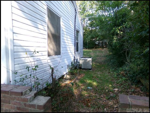 6601 Kavanaugh Place Property Photo 4