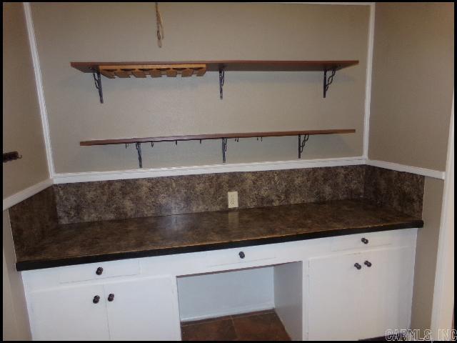 6601 Kavanaugh Place Property Photo 7