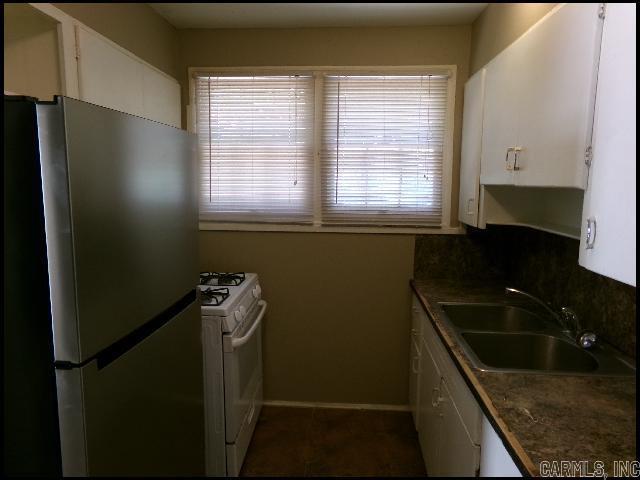 6601 Kavanaugh Place Property Photo 10