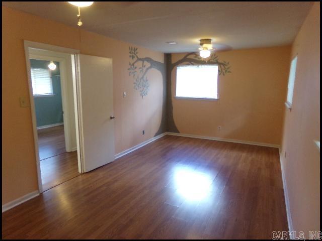 11423 Birchwood Property Photo 6