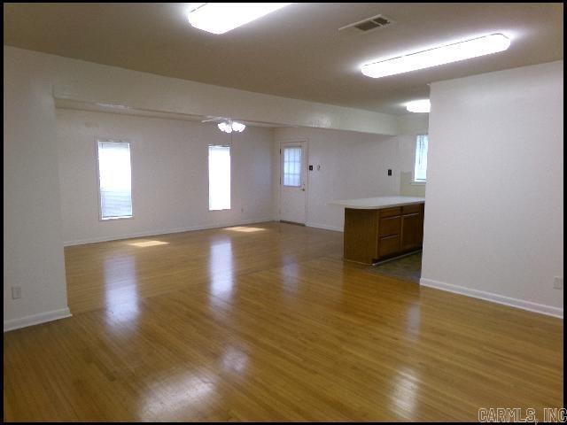 11423 Birchwood Property Photo 8