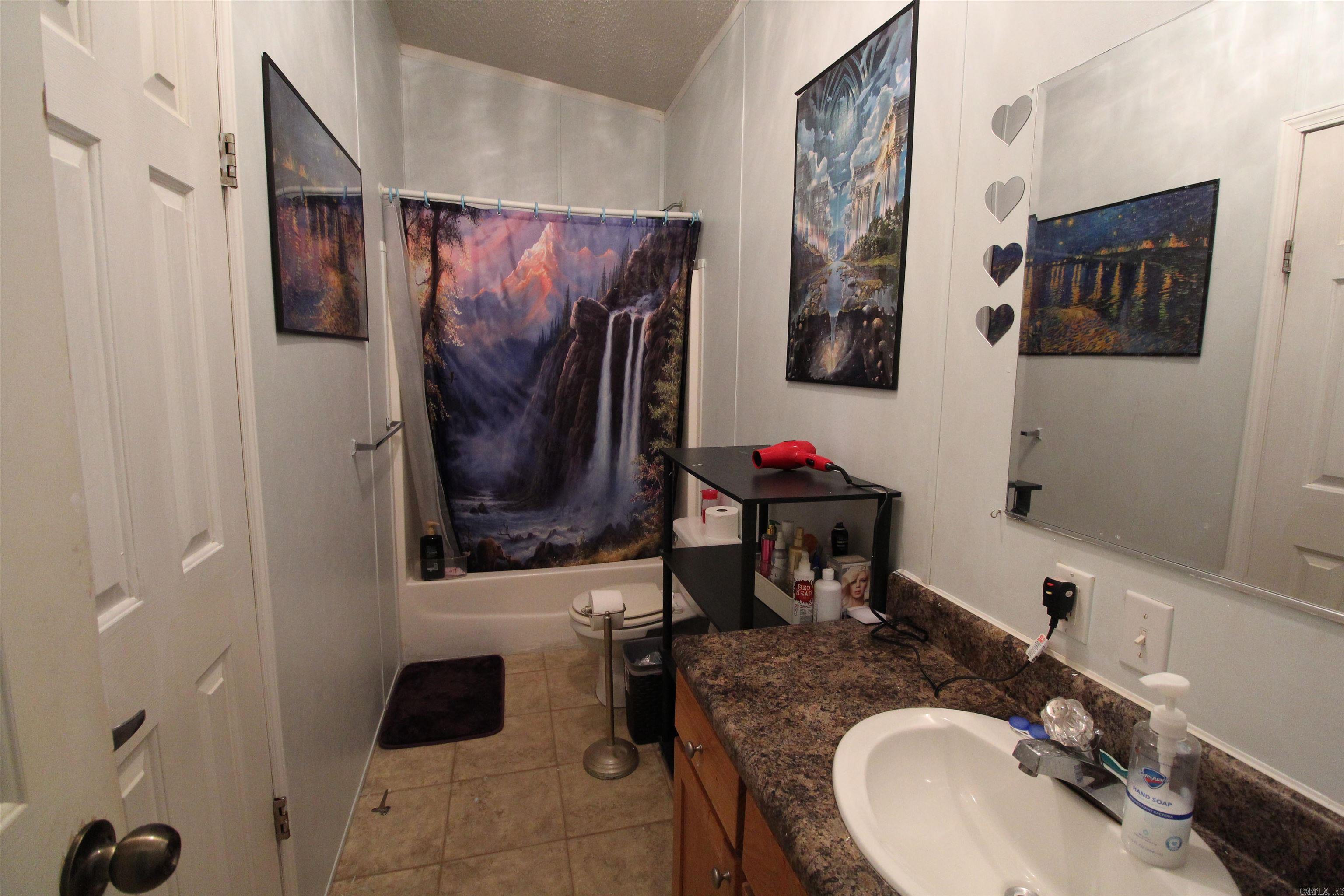 2815 Willow Springs Property Photo 6