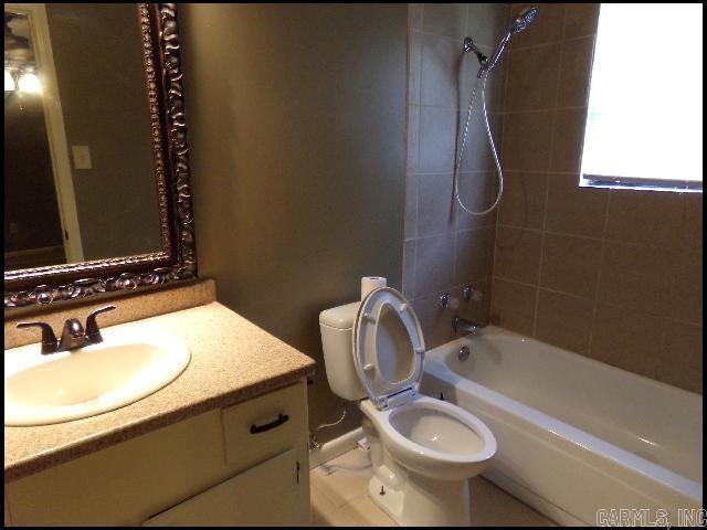 3405 Malloy Property Photo 10
