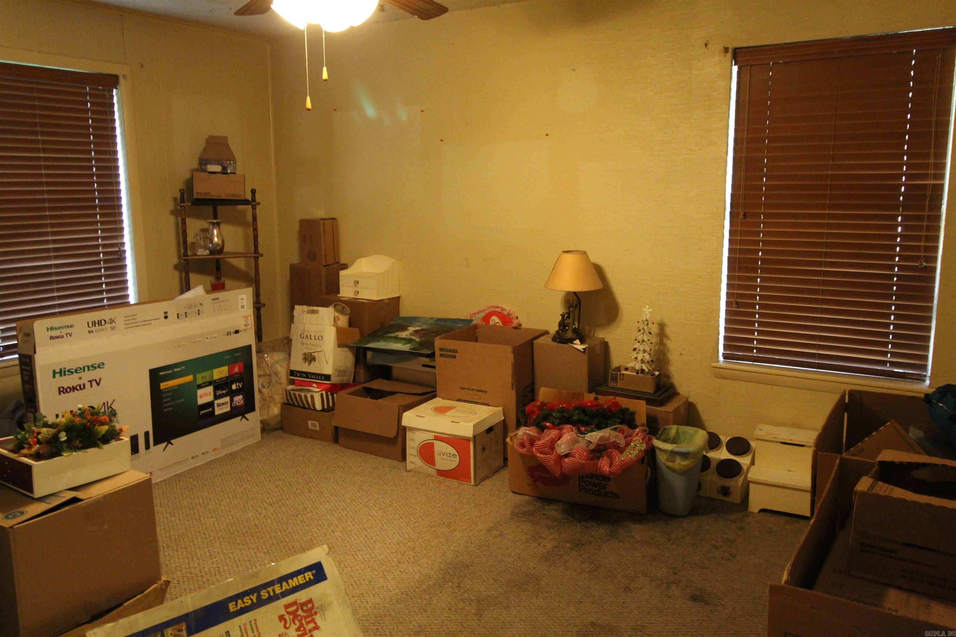 2453 Deerwood Dr Property Photo 9