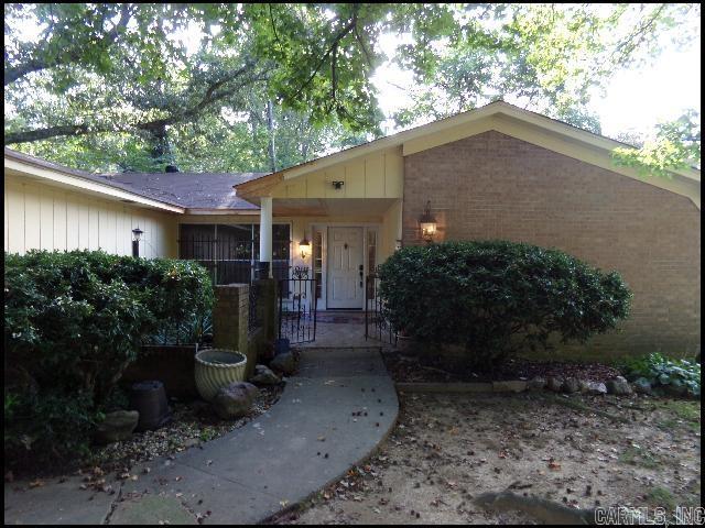 5615 Carlyle Drive Property Photo 1