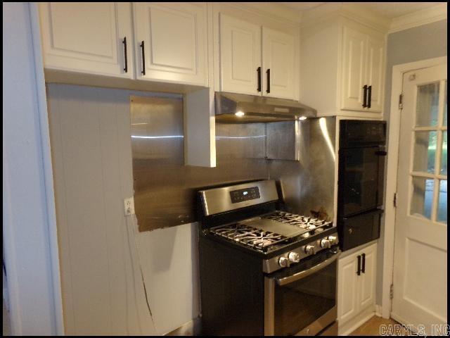 5615 Carlyle Drive Property Photo 6