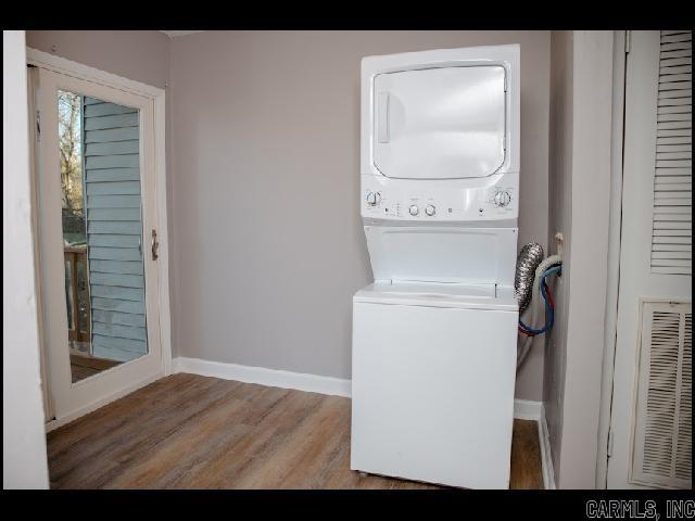 715 S Valentine Street Unit B Property Photo 11