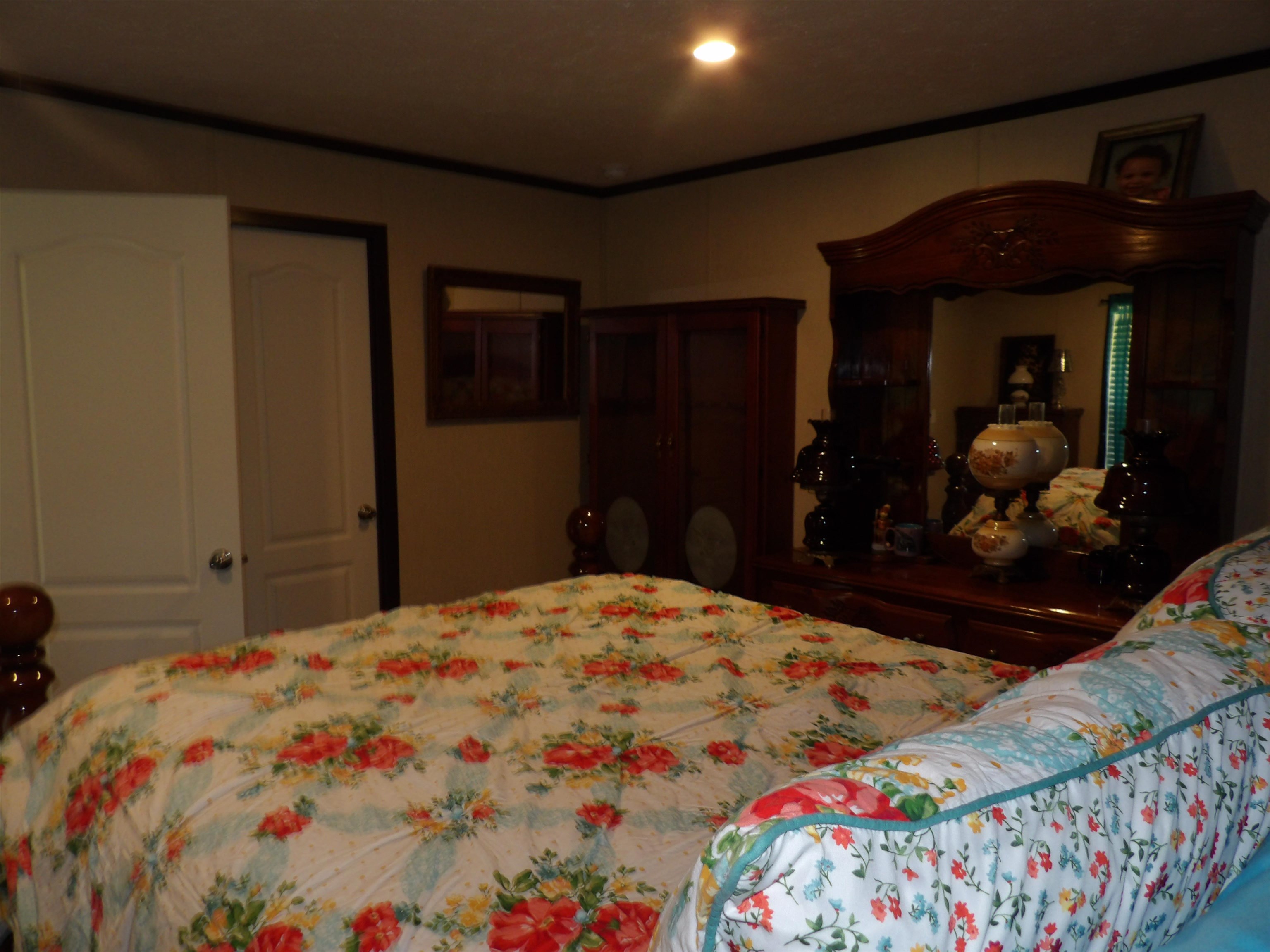 1608 County Road 3594 Property Photo 12