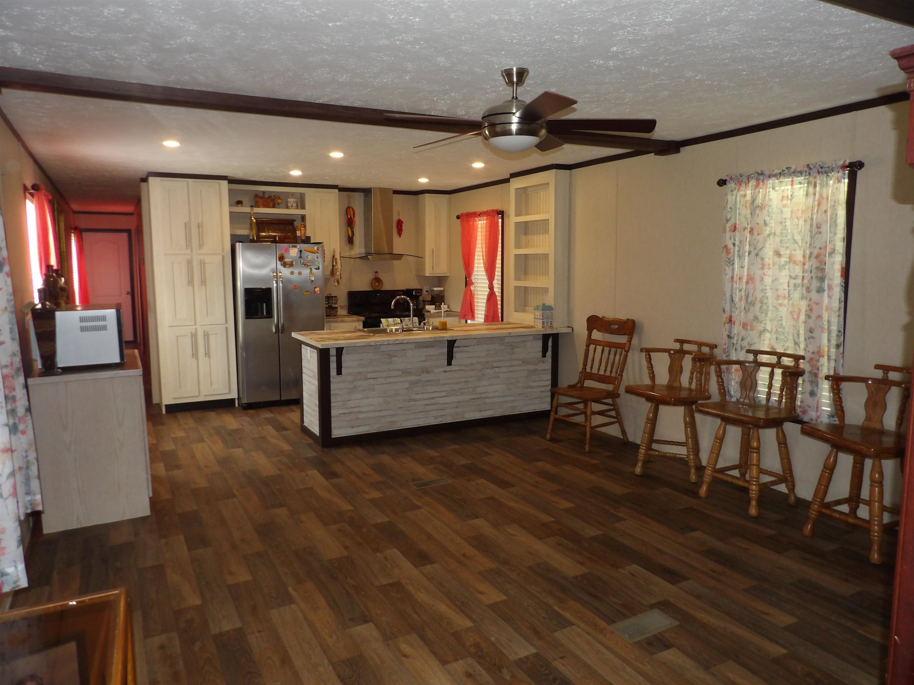1608 County Road 3594 Property Photo 22