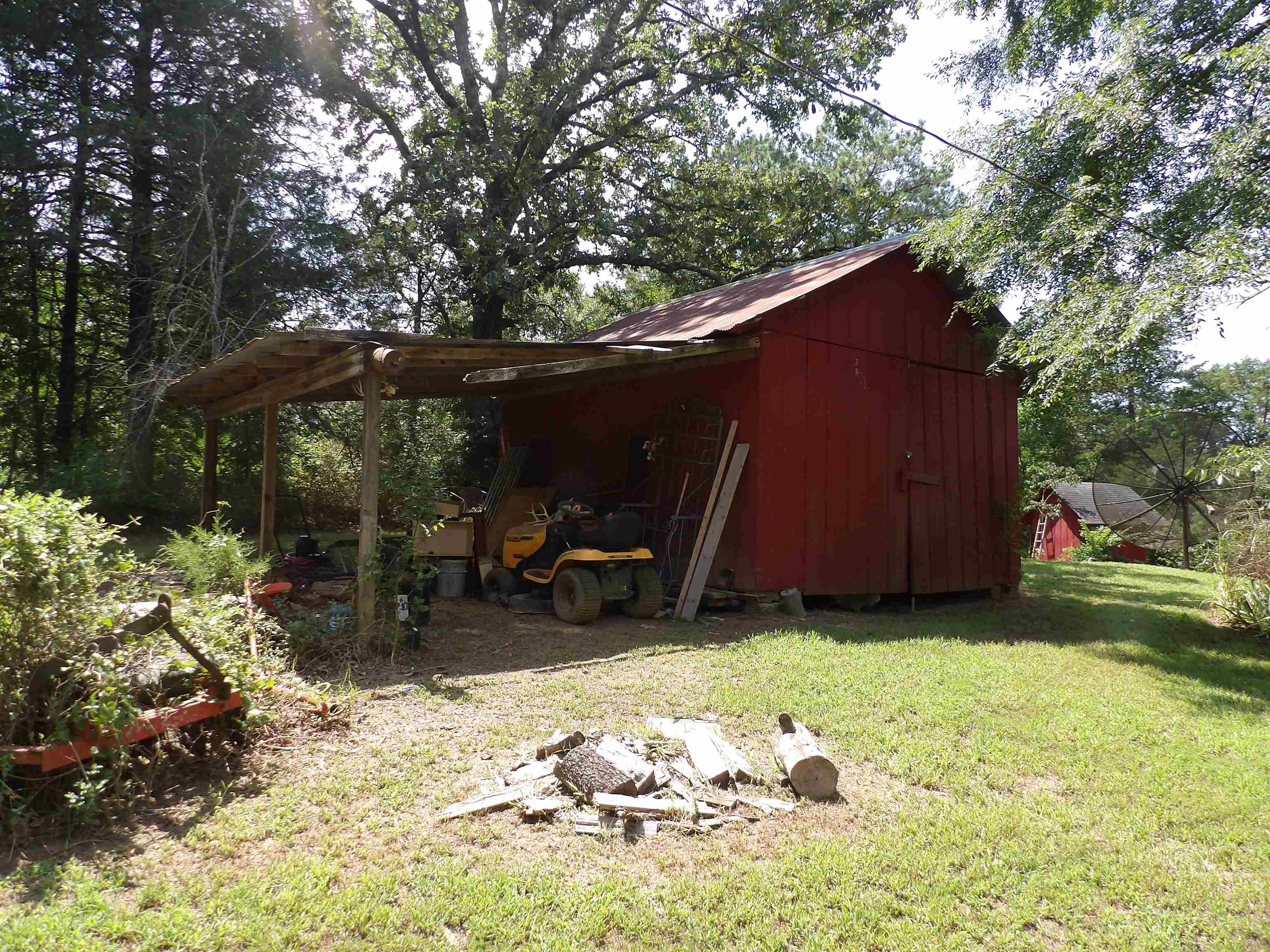 1608 County Road 3594 Property Photo 38