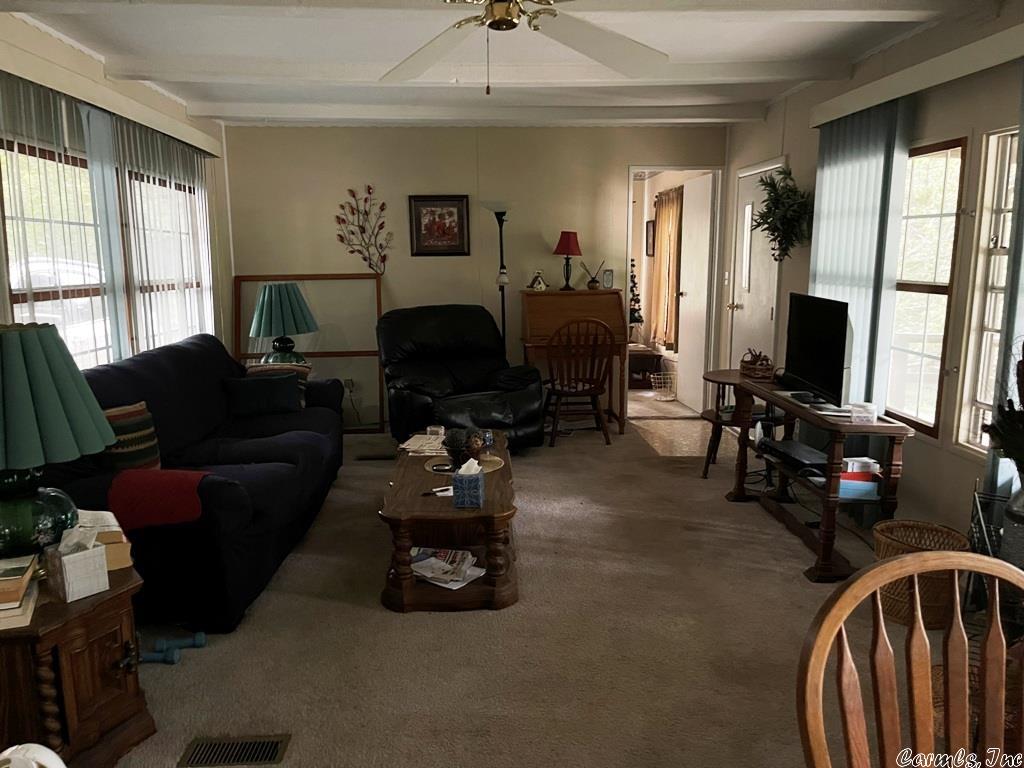 1302 Martin Lane Property Photo 9