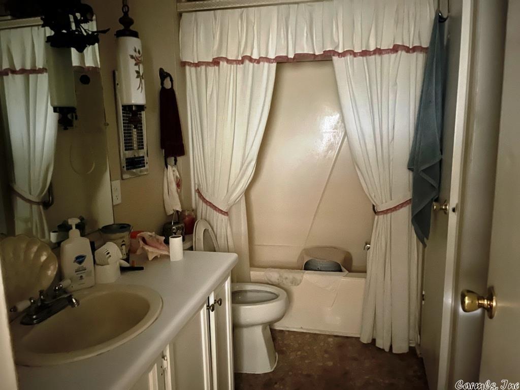 1302 Martin Lane Property Photo 11