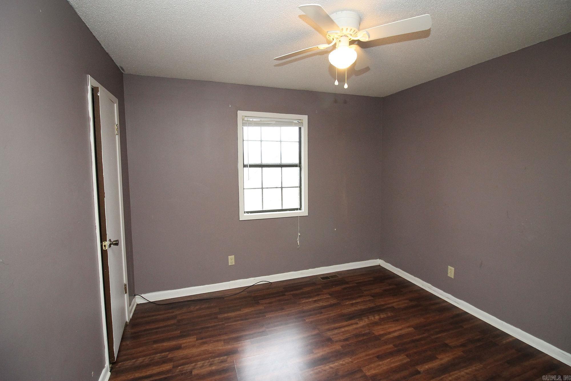 3913 Linwood Dr. Property Photo 16