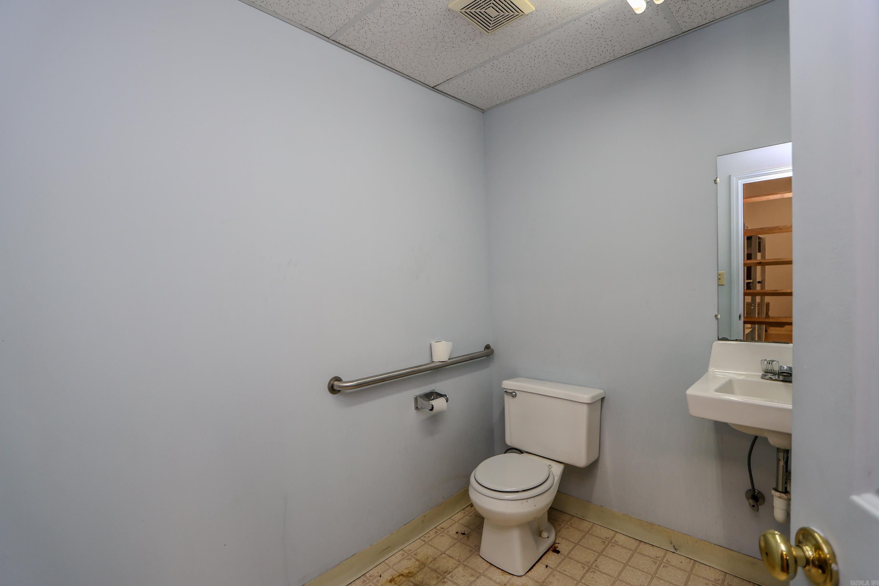 1723 W Kingshighway Ste 5 Property Photo 13