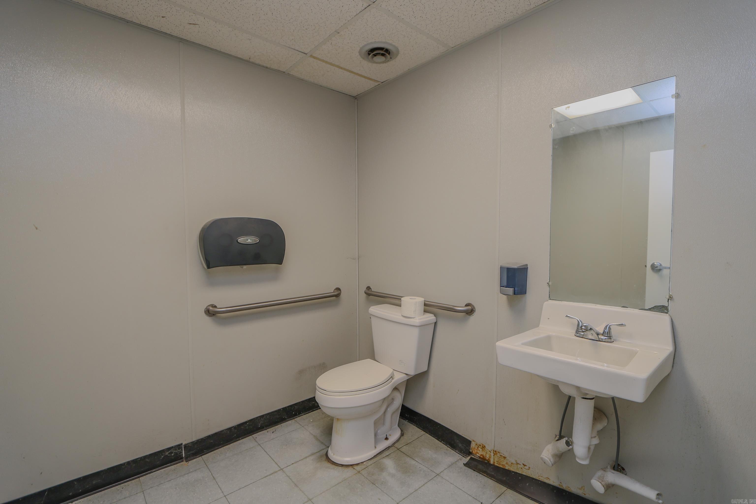 1723 W Kingshighway Ste 4 Property Photo 12
