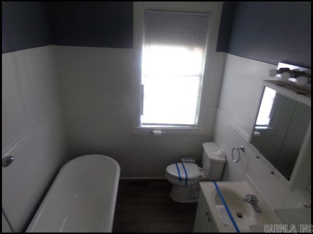 922 W 21st Street Apt 2 Property Photo 7
