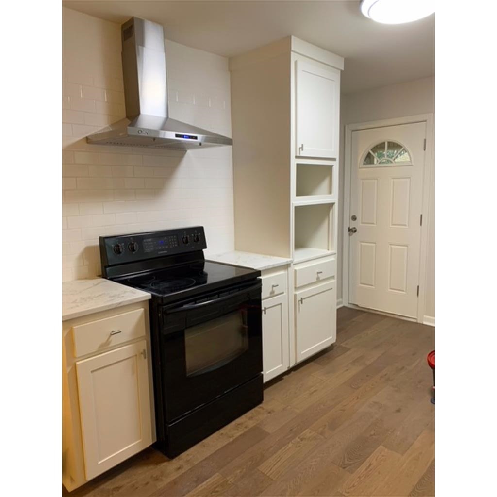 311 N Jeff Davis Avenue Property Photo 10