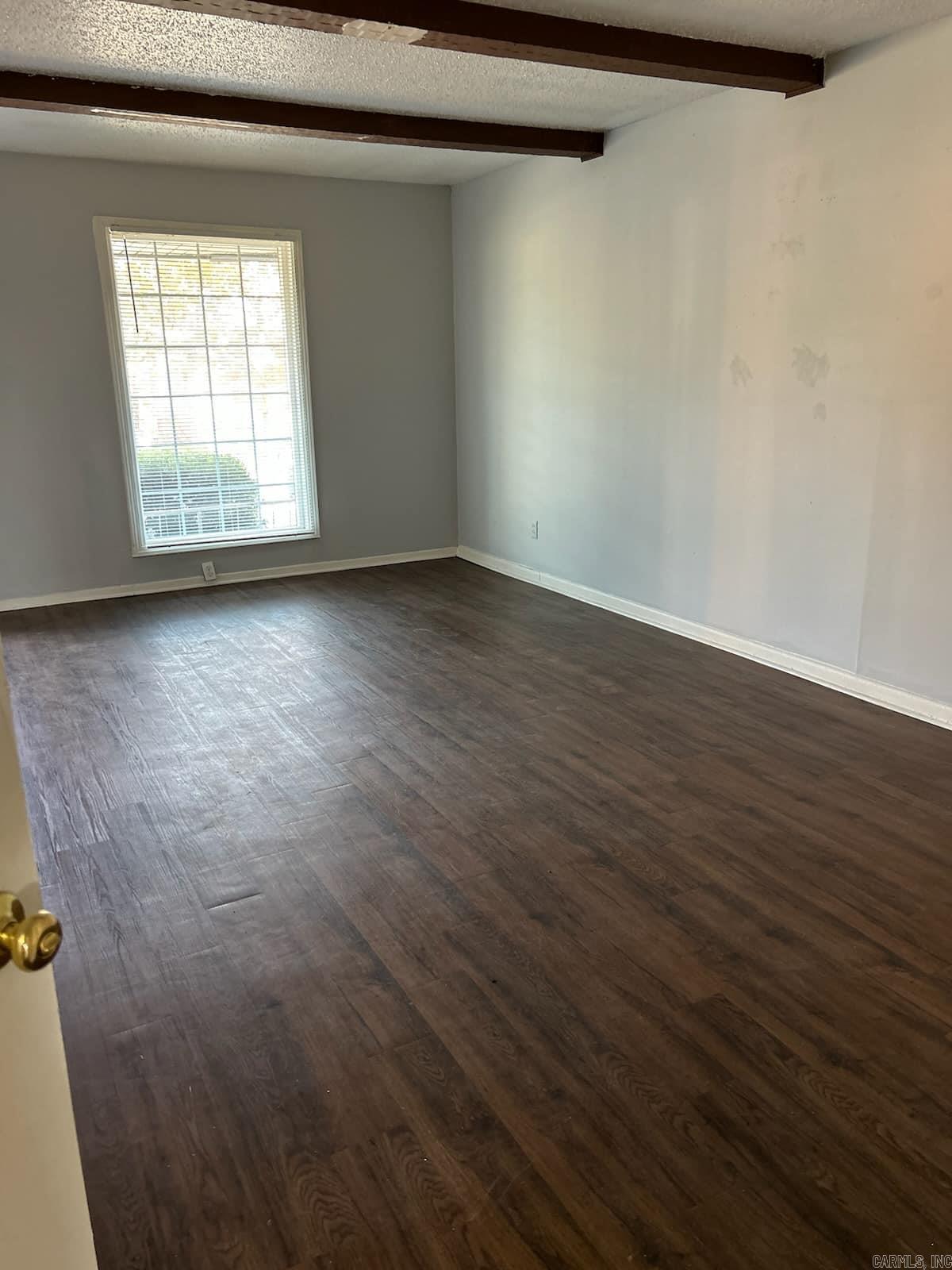 1800 Sanford Drive 4 Property Photo 2