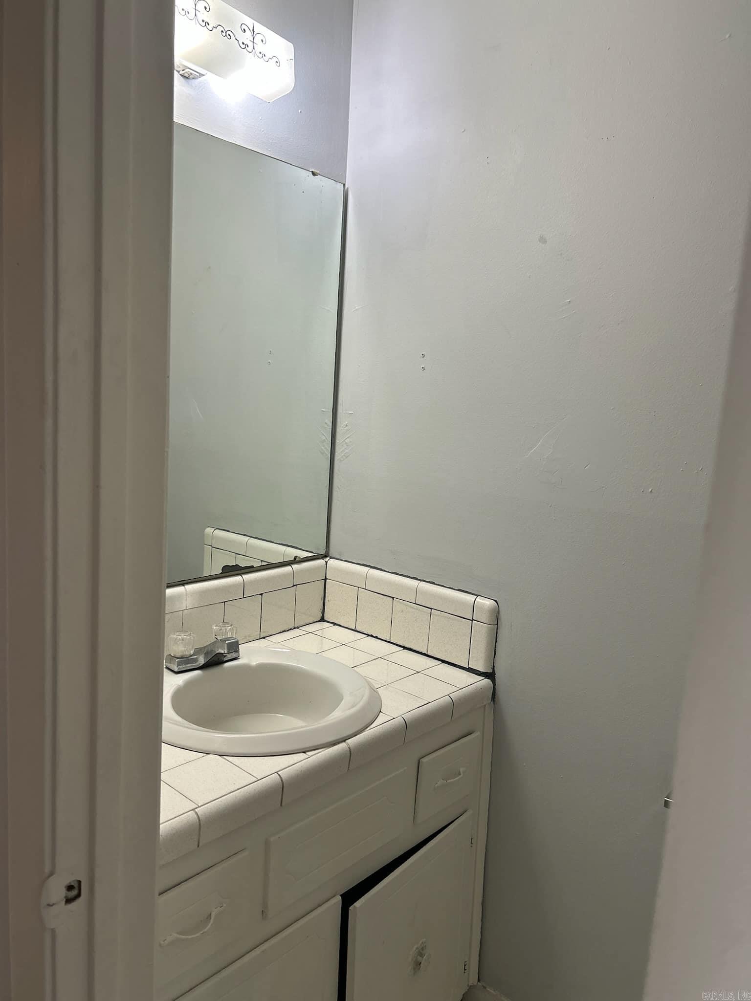 1800 Sanford Drive 4 Property Photo 10
