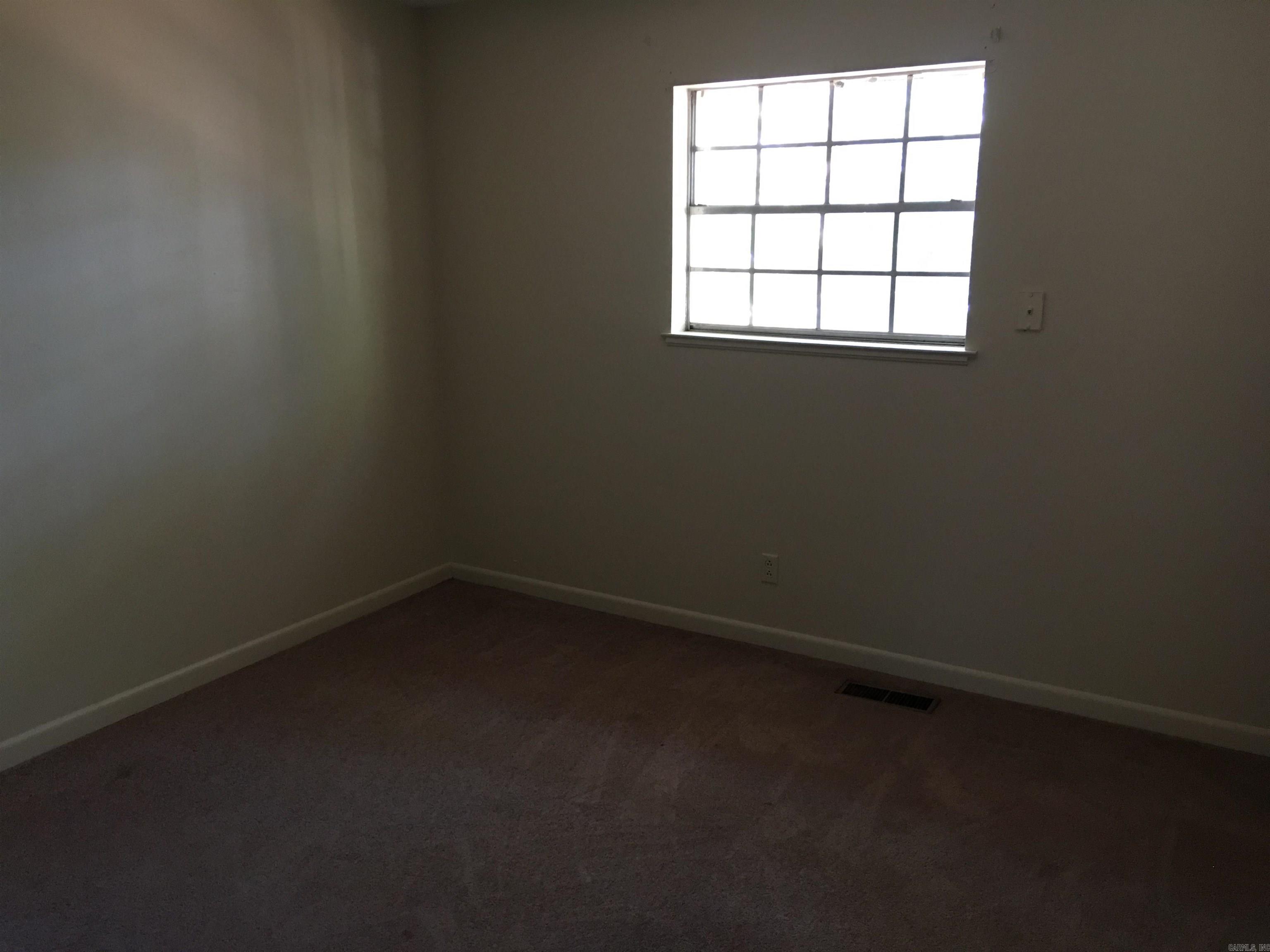 1800 Sanford Drive 4 Property Photo 12