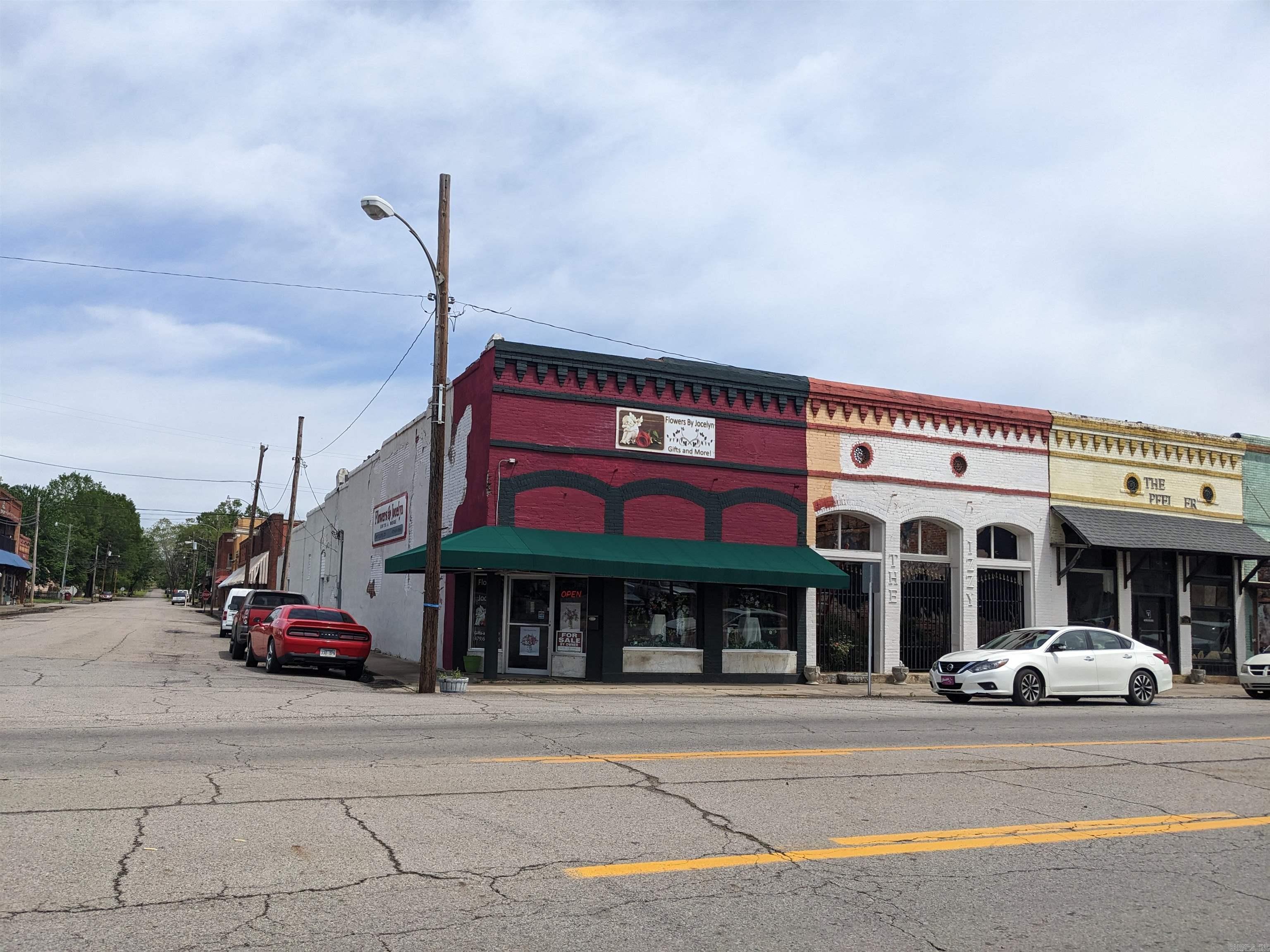Atkins Original Real Estate Listings Main Image