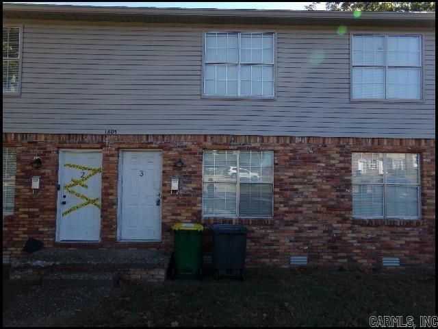 1805 Sanford Drive #3 Property Photo 1