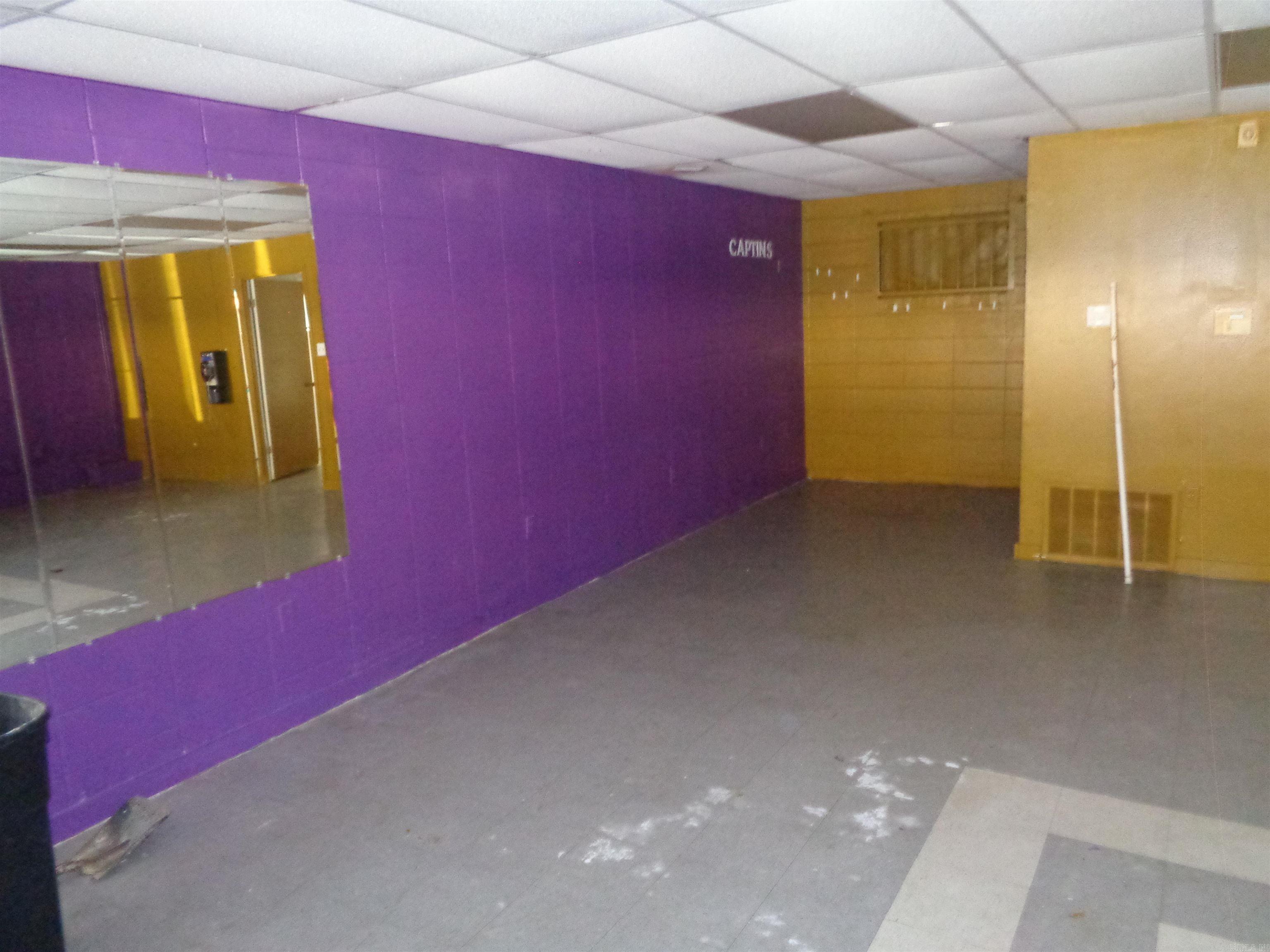 1304-1306 Wright Avenue Property Photo 21